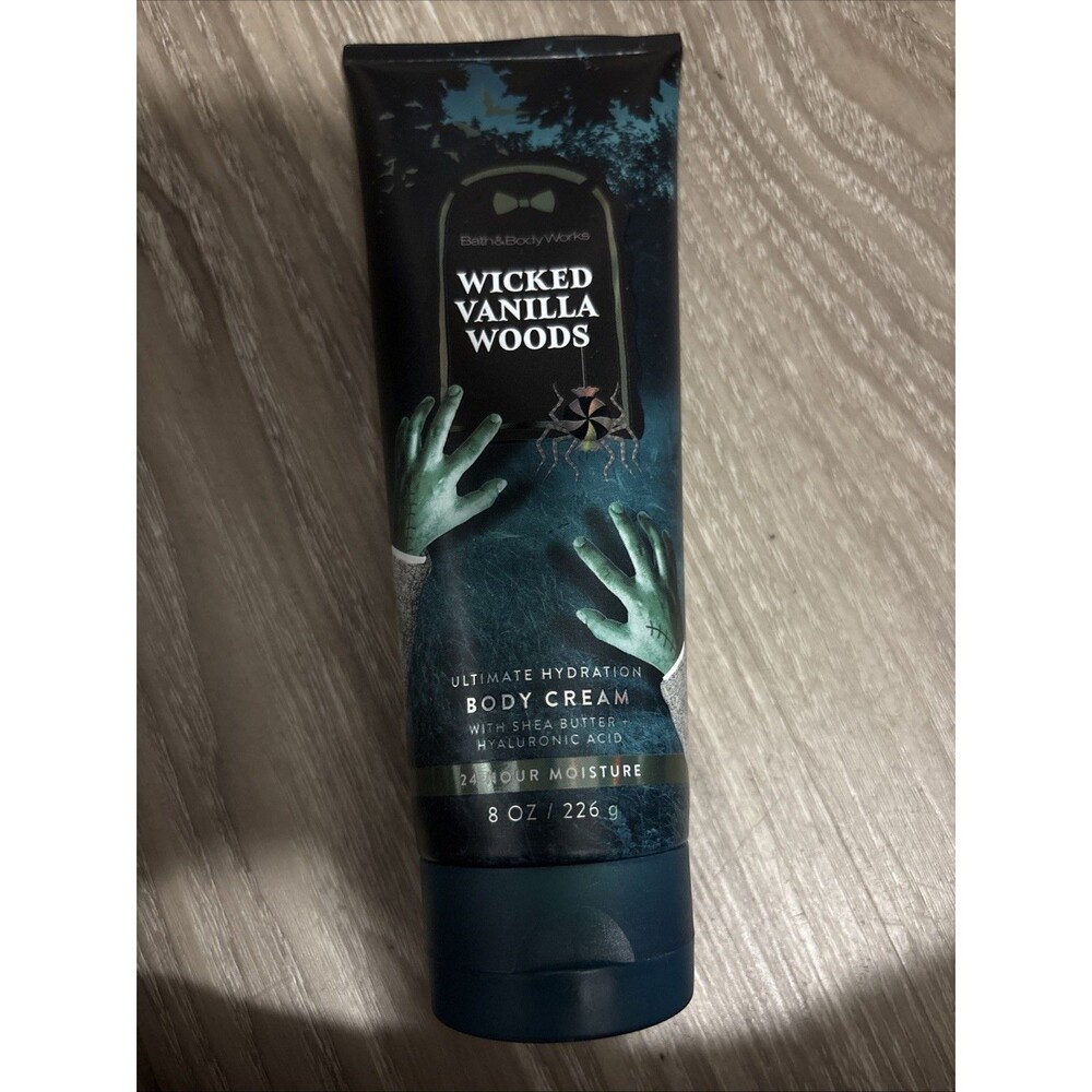 Wicked Vanilla Woods 8 oz Ultimate Hydration Body Cream Bath & Body Works